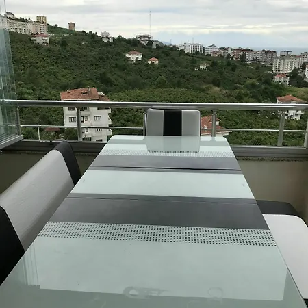 Luxerious Three Bedroom Apartment *